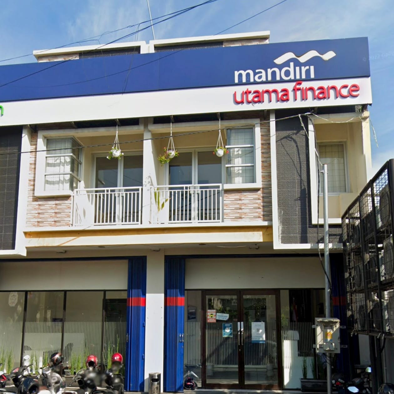 Mandiri Utama Finance Blitar