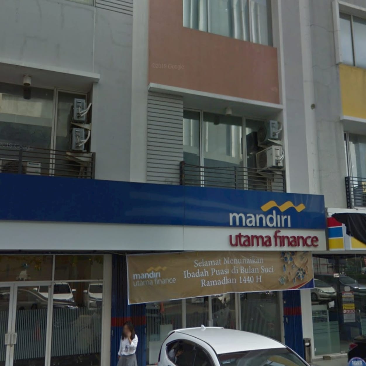 Mandiri Utama Finance Cirebon