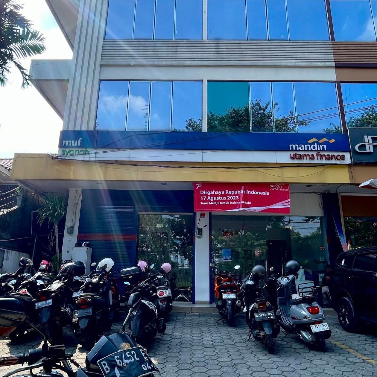 Mandiri Utama Finance Duren Tiga