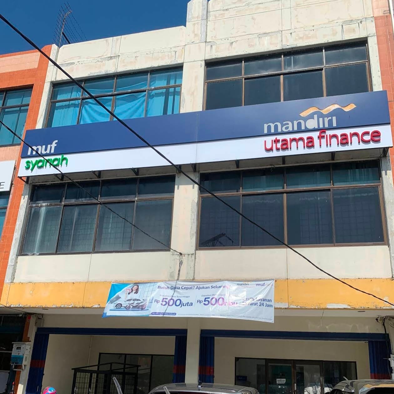 Mandiri Utama Finance Padang